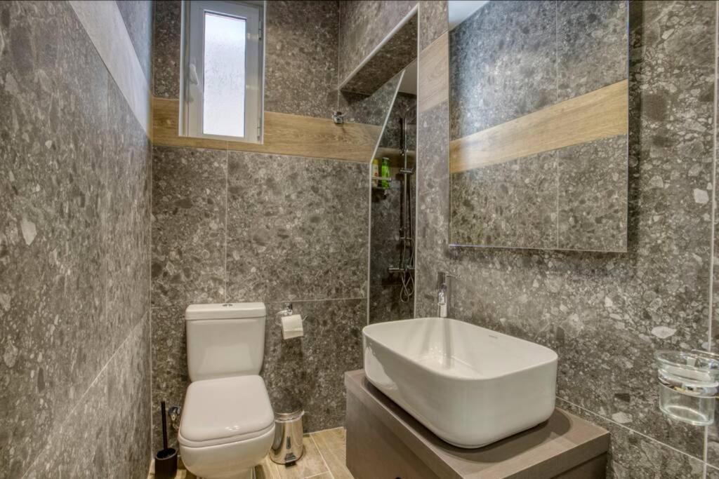 Ferienwohnung Plaka Filotheis House A Athen Exterior foto